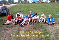 gruppfotofestival.jpg','640','480','Klicka på bildern för att stänga fönstret','#FFCCFF','hug image','0');return document.MM_returnValue